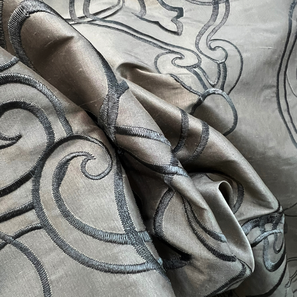 Fabricut Dunst Taupe