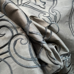 Fabricut Dunst Taupe